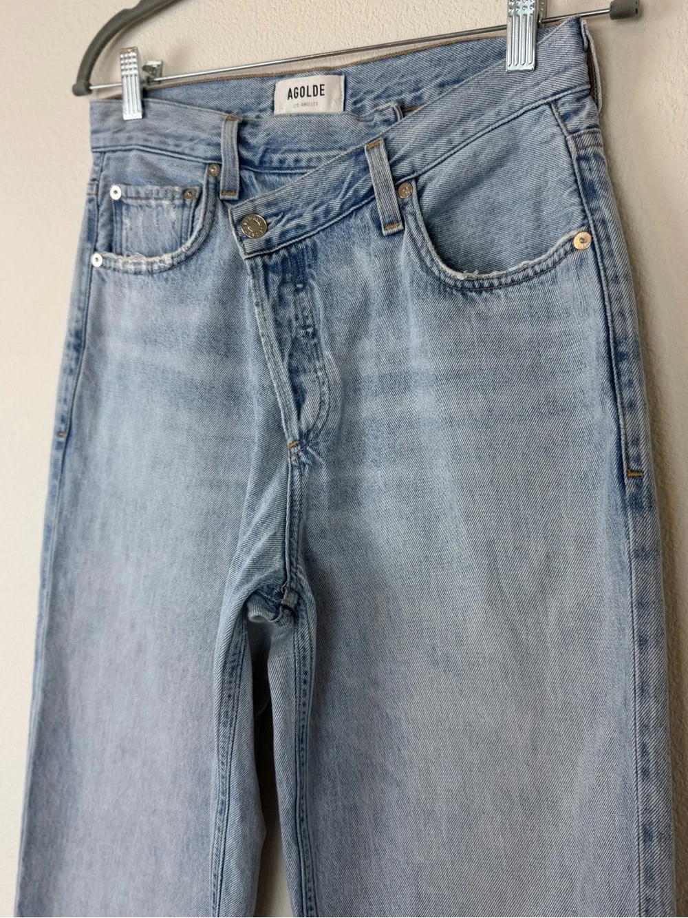 AGOLDE Criss Cross Upsized Jean in Suburbia - Picture 8 of 15